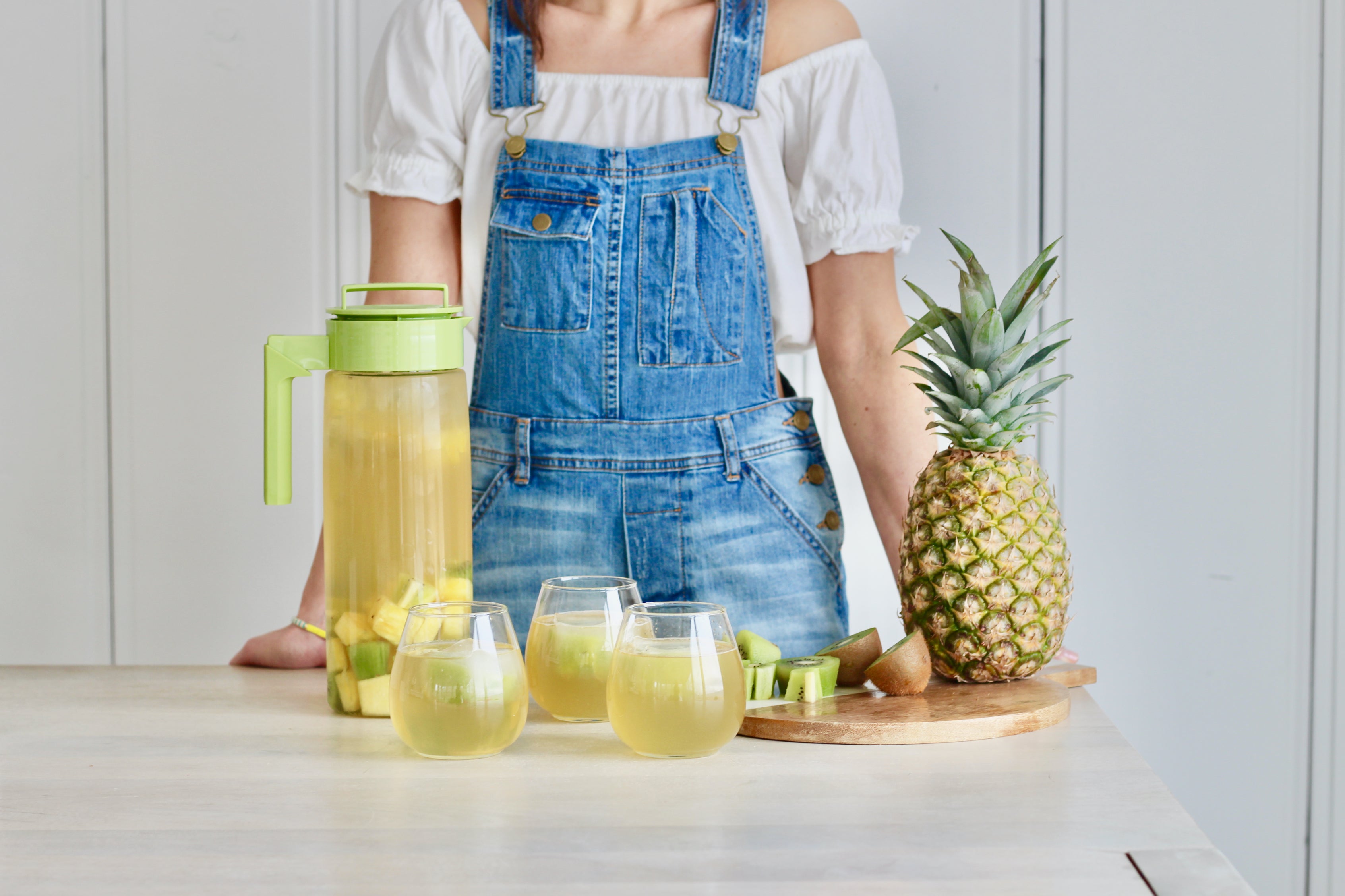 Recipe Jasmine Pineapple Kiwi Iced Tea Takeya USA