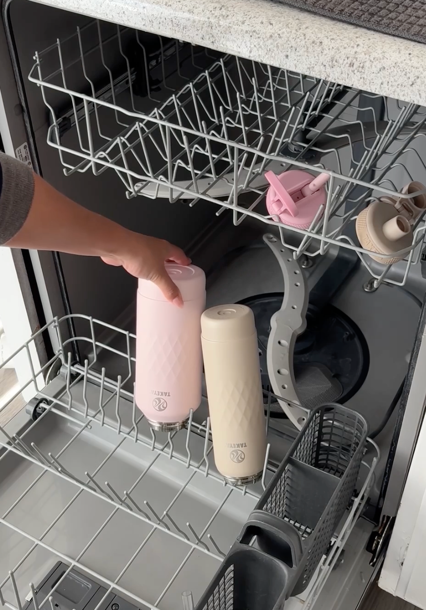 How to Deep Clean Your Takeya Sport Bottle in the Dishwasher